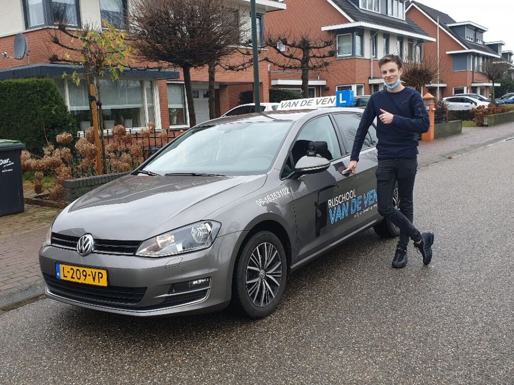 Loek van Geffen geslaagd