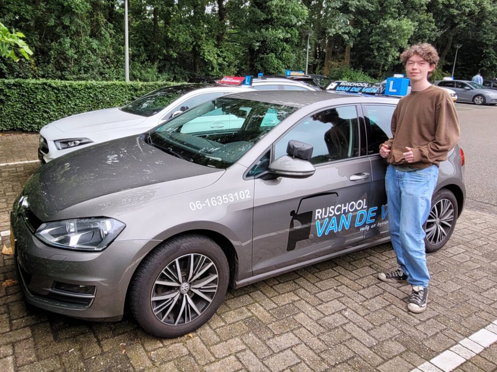 Morris van Boekel geslaagd