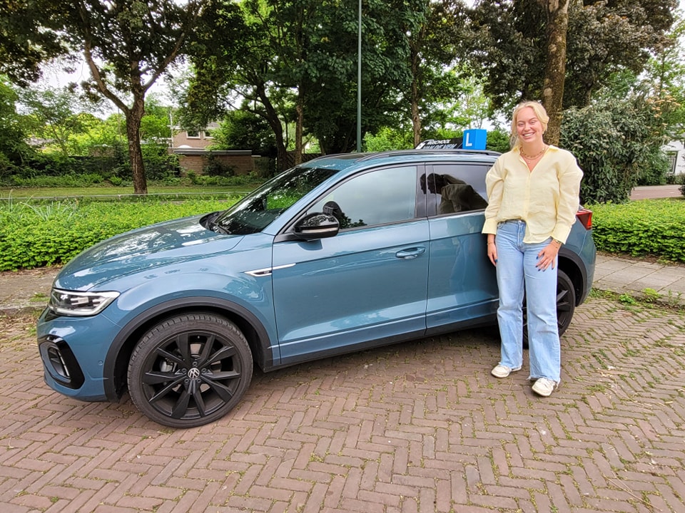 Zoë van Bon geslaagd